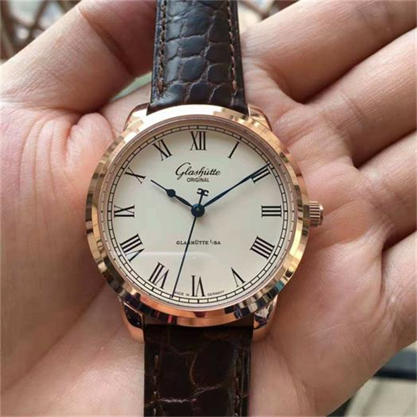 格拉苏蒂手表机芯生锈了处理技巧盘点(图) 格拉苏蒂手表机芯生锈了处理技巧盘点(图)