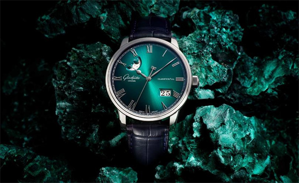 格拉苏蒂手表脏了处理办法推荐(图) 格拉苏蒂手表脏了处理办法推荐(图)