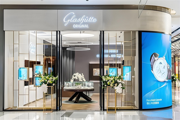 格拉苏蒂手表表蒙子坏了怎么办(图) 格拉苏蒂手表表蒙子坏了怎么办(图)