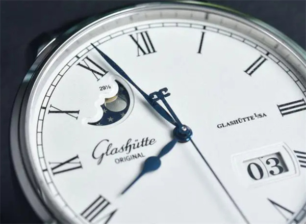 格拉苏蒂手表磕碰了解决办法盘点(图) 格拉苏蒂手表磕碰了解决办法盘点(图)