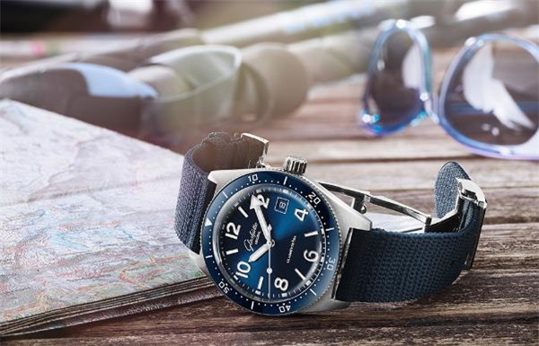 格拉苏蒂手表表壳有划痕解决办法深度解析（图）